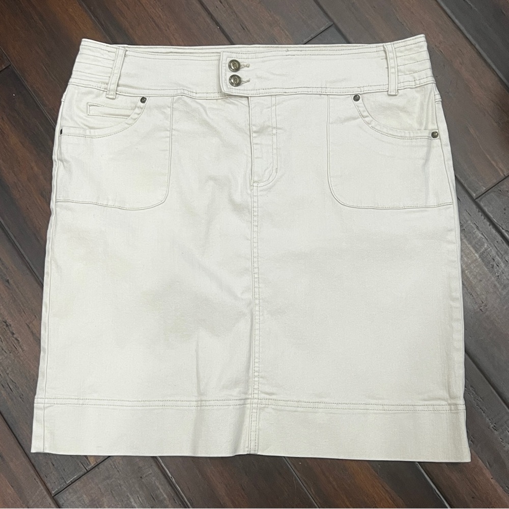 Code Blue White Denim Skirt Size 16